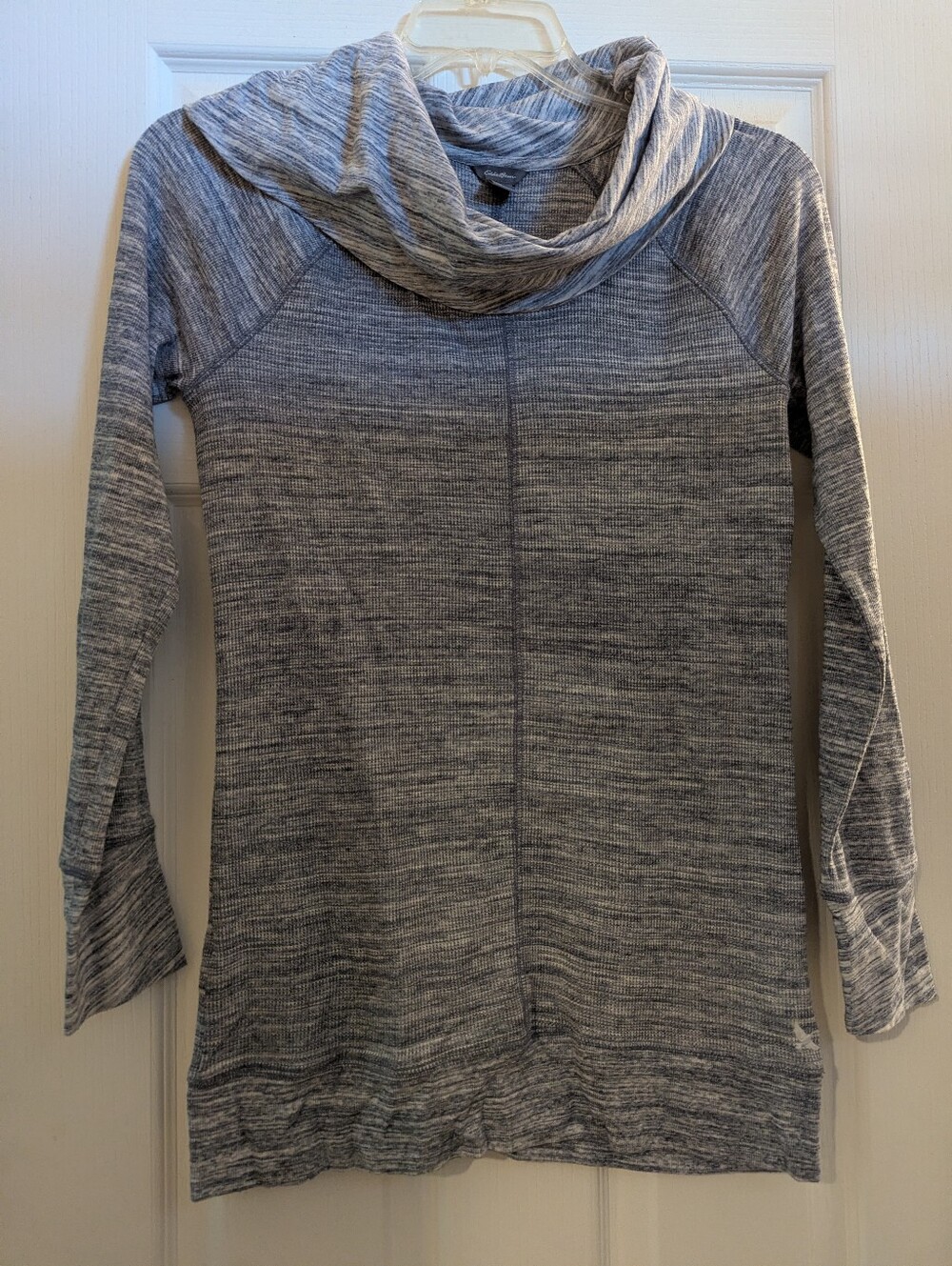 EUC Eddie Bauer Cowl Neck Fitted Long Sleeve